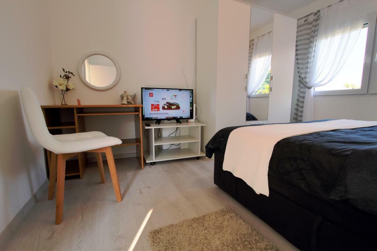 Apartman Ana Apartment Otocac Exterior photo