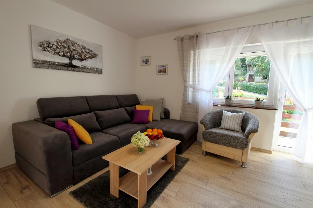 Apartman Ana Apartment Otocac Exterior photo